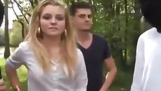 French slut enjoys action in the park