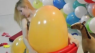 Atish riding Gl1200 balloons